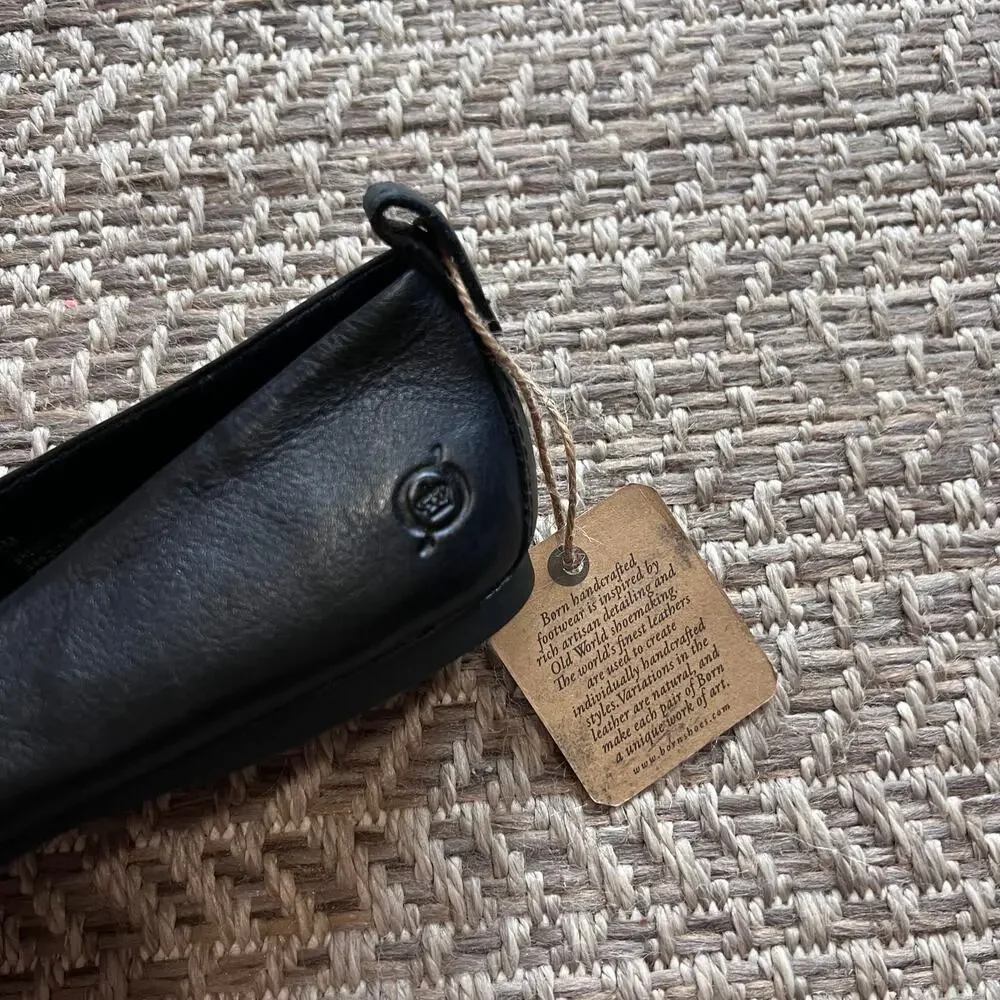 Born Leather Flats Sz 6M - Picture 2 of 5